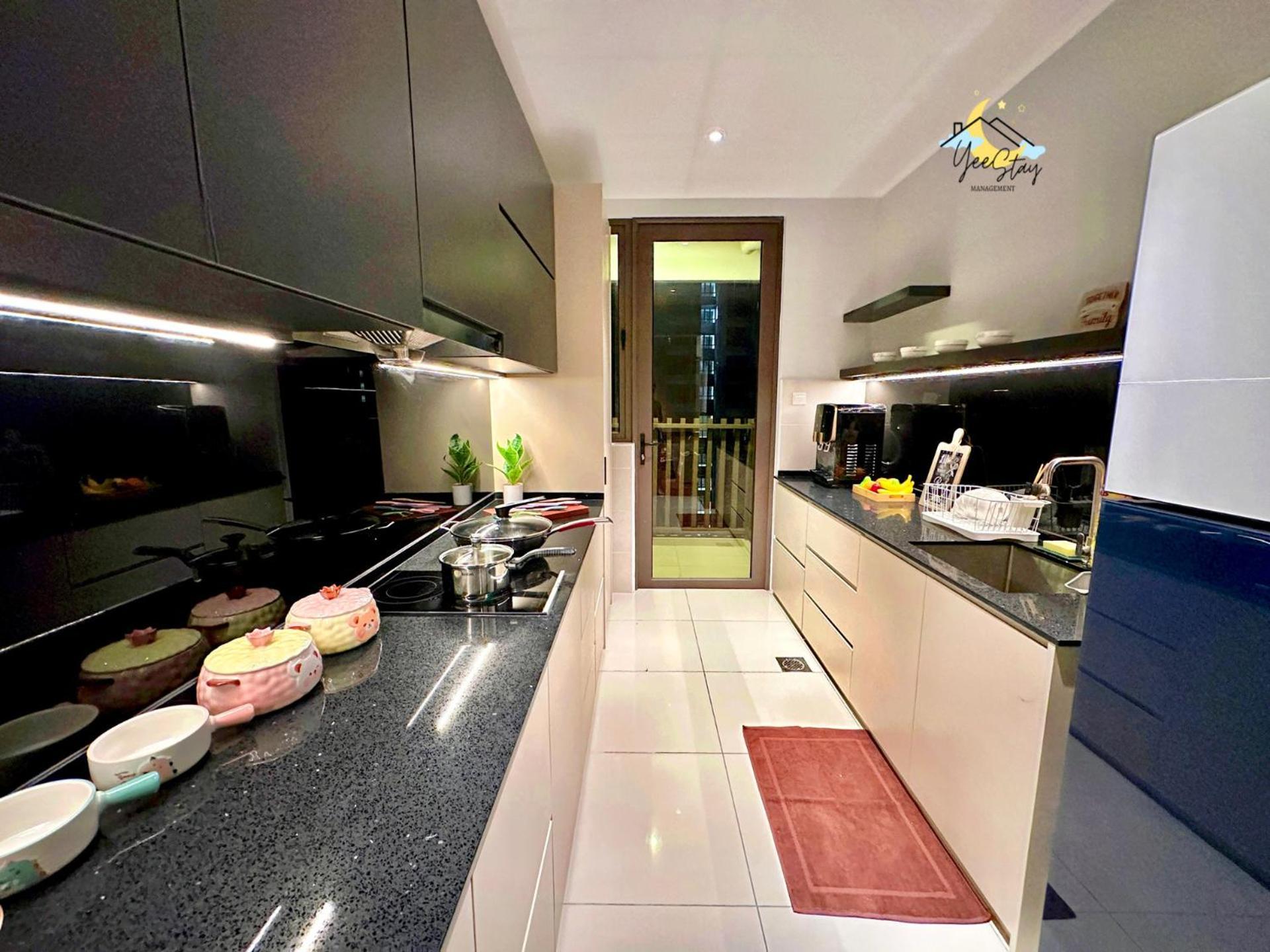 Seaview Poolview Cityview Baliresidence Video Game 5Minjonker Malacca Exteriér fotografie